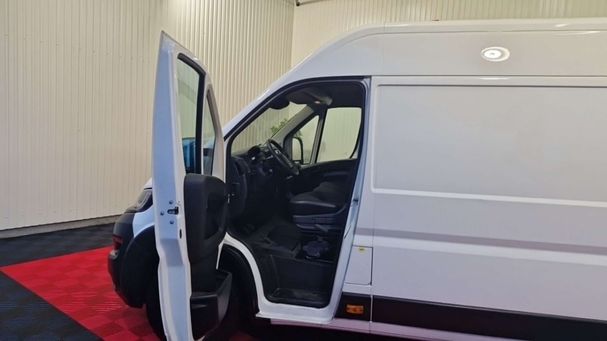 Peugeot Boxer HDi 435 L4H2 103 kW image number 11