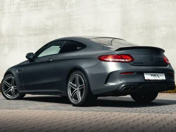 Car image 30