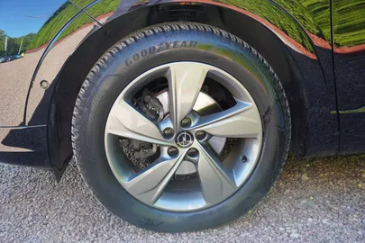 Car image 31