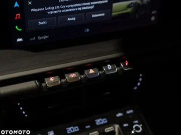 Car image 40