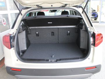 Car image 13