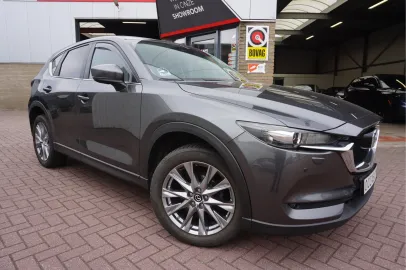Car image 4