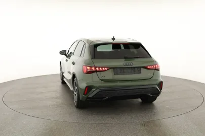 Car image 38