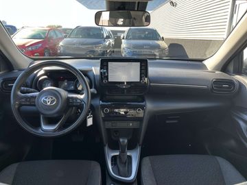 Car image 17