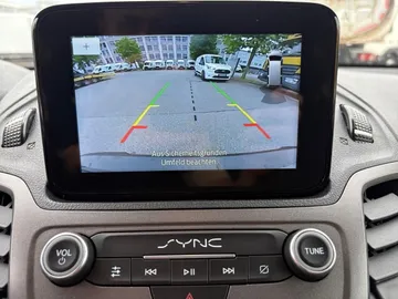 Car image 29