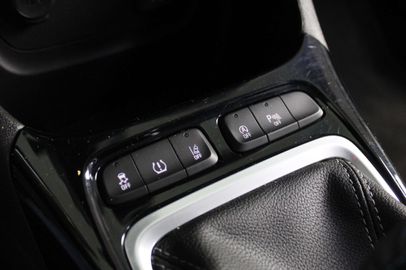 Car image 37