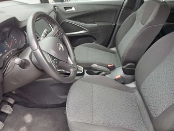 Car image 11