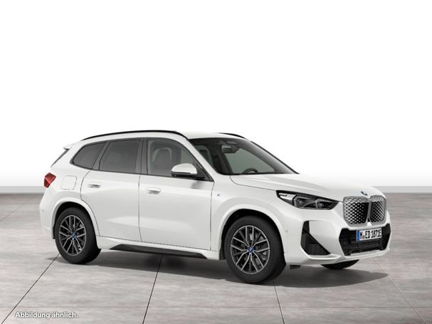 BMW iX1 eDrive20 M Sport 150 kW image number 9