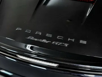 Car image 29