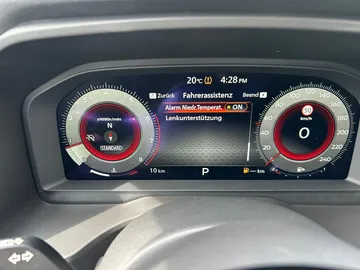 Car image 43