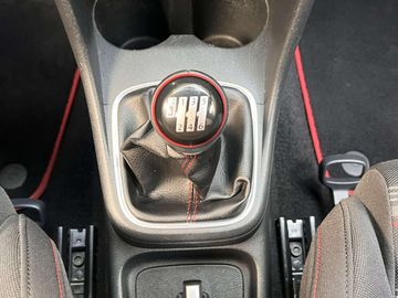 Car image 26