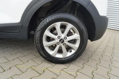 Car image 31
