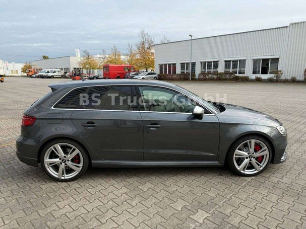 Audi RS3 2.5 TFSI quattro Sportback 295 kW image number 2