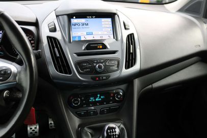 Car image 31