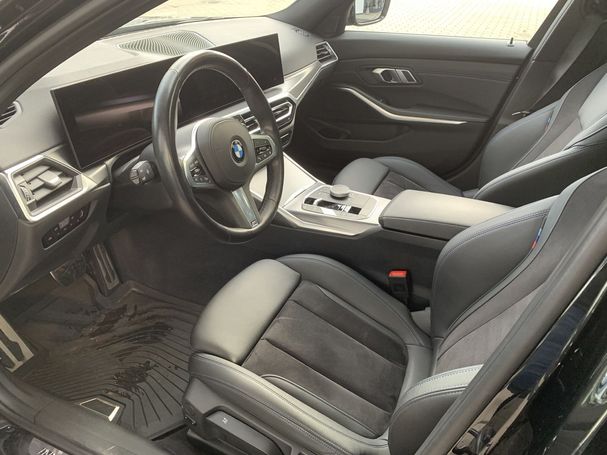 BMW 320d Touring M Sport 140 kW image number 7