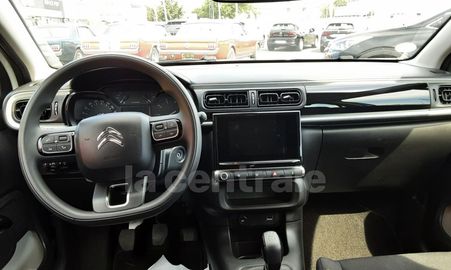 Car image 25