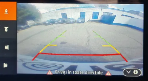 Car image 30