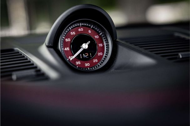 Porsche 992 Carrera GTS Cabrio 353 kW image number 25