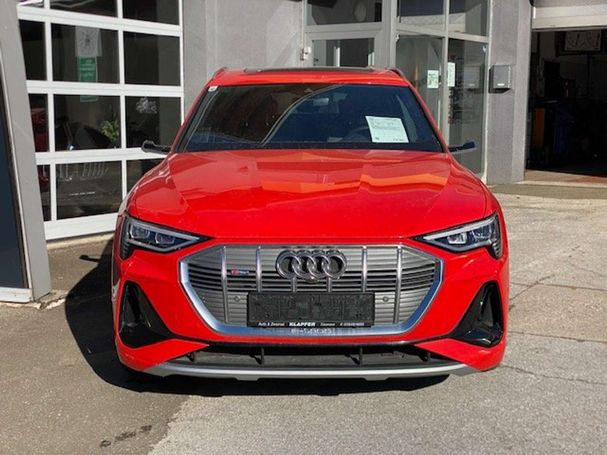 Audi e-tron S-line Sportback 230 kW image number 2