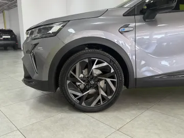 Car image 35