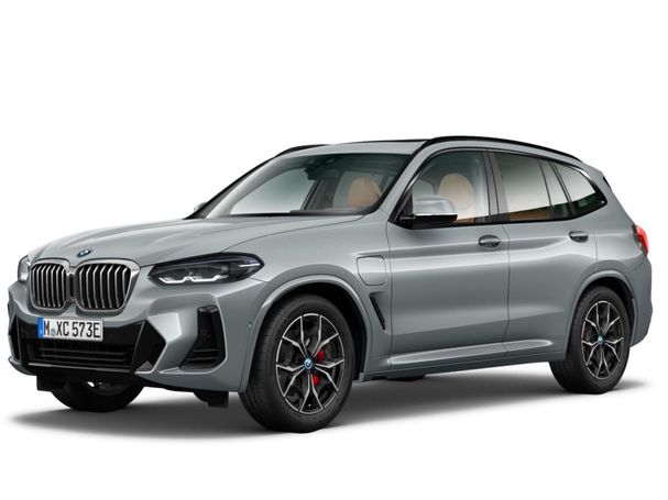 BMW X3 xDrive30e 215 kW image number 1