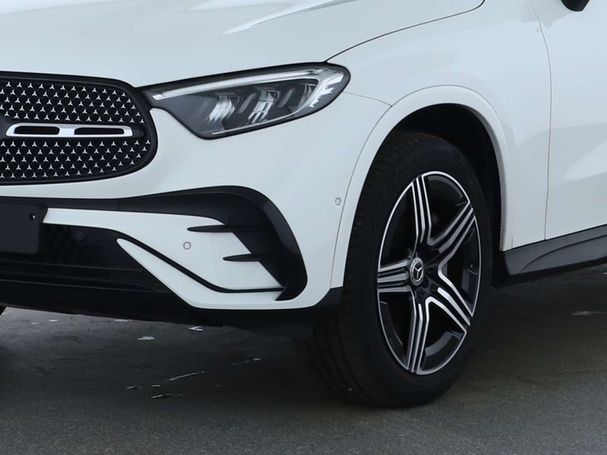 Mercedes-Benz GLC 300 e AMG 230 kW image number 5