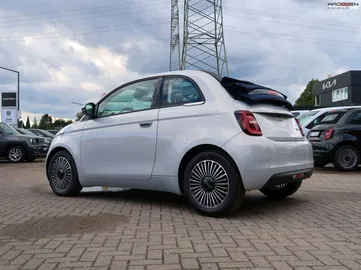 Car image 29