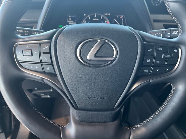 Lexus UX 250h 135 kW image number 15