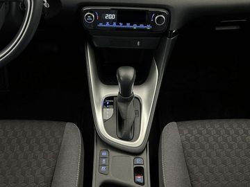 Car image 24