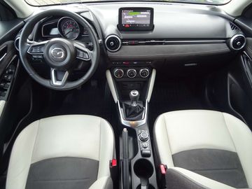 Car image 13