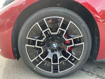 Car image 36