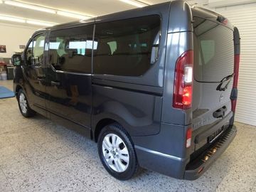Car image 31