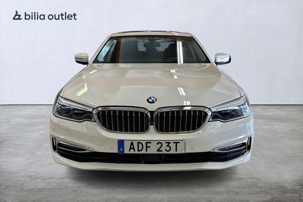 BMW 530i xDrive 185 kW image number 3