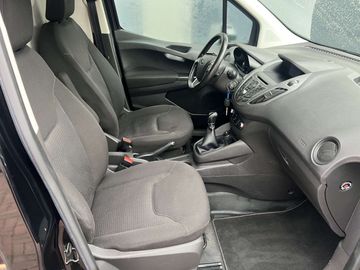 Car image 37