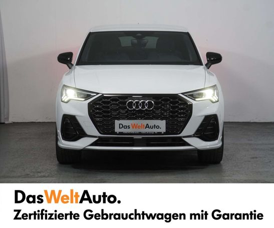 Audi Q3 35 TFSI S-line 110 kW image number 2