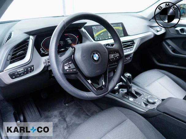 BMW 118i 100 kW image number 12