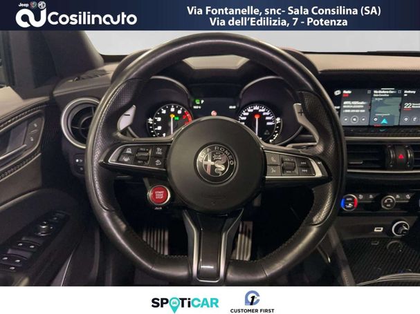 Alfa Romeo Stelvio V6 2.9 Bi-Turbo Quadrifoglio 375 kW image number 12