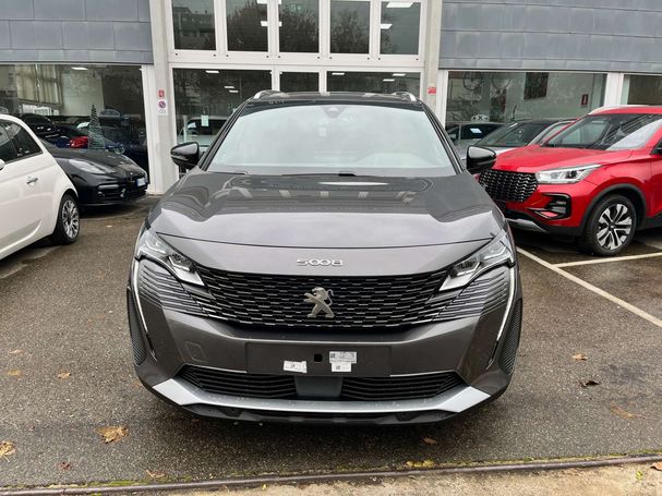 Peugeot 5008 BlueHDi EAT8 Allure 96 kW image number 2