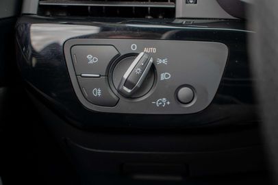 Car image 41