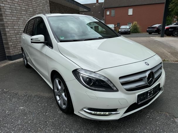 Mercedes-Benz B 180 BlueEFFICIENCY 90 kW image number 3