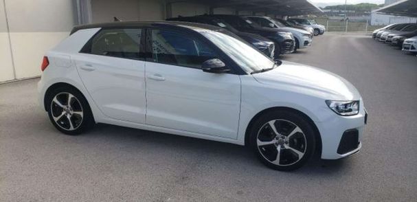 Audi A1 1.0 TFSI Sportback 70 kW image number 4