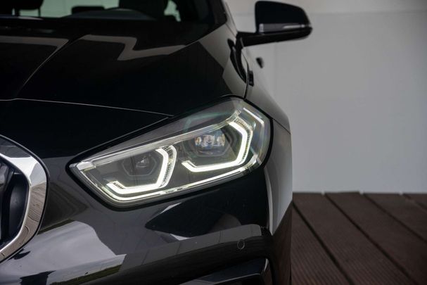 BMW 118i Sport Line 100 kW image number 16