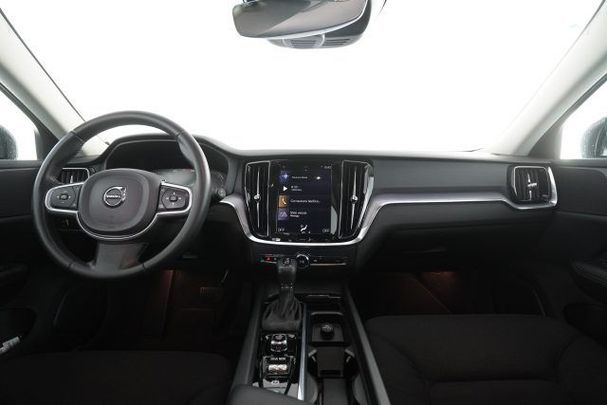 Volvo V60 D4 AWD Geartronic Momentum 140 kW image number 11