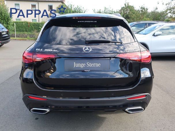 Mercedes-Benz GLC 300 de 4Matic 245 kW image number 3