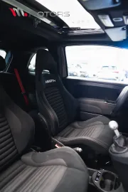 Car image 23