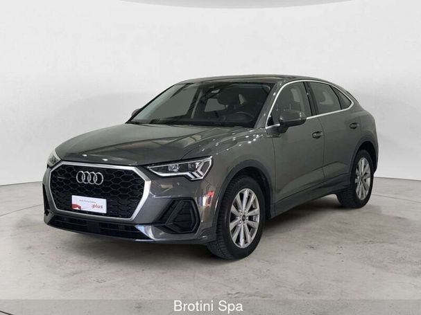 Audi Q3 35 TDI quattro S tronic Business 110 kW image number 1