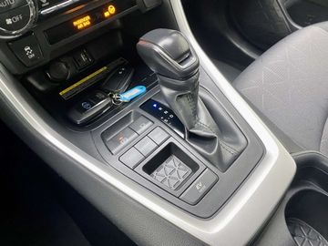 Car image 30