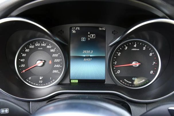 Mercedes-Benz C 200 T 4Matic 9G-Tronic 135 kW image number 22