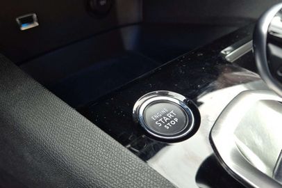 Car image 37