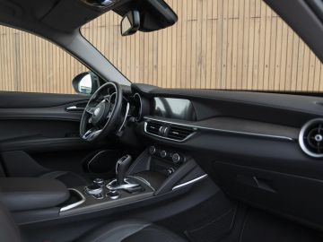 Car image 45